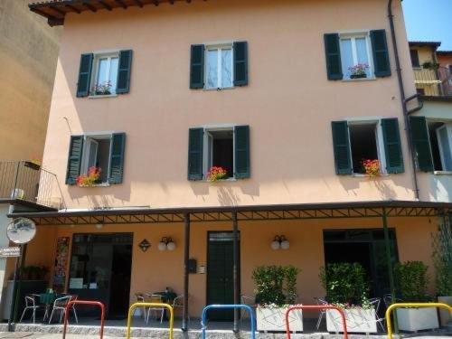 Da Laura Bed & Breakfast Brunate Exterior photo